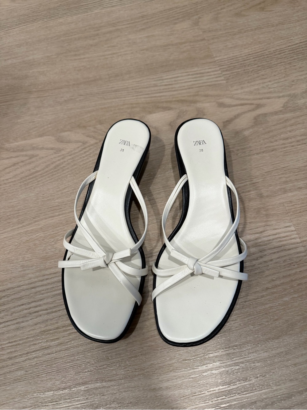 Zara White Strappy Kitten Heel Sandals – Size 38